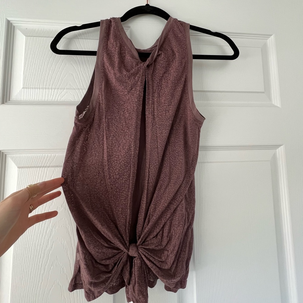 Lululemon tank top